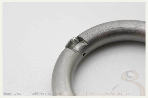 Solitaire "Spann" Ring - Palladium, Brillant 0,15ct