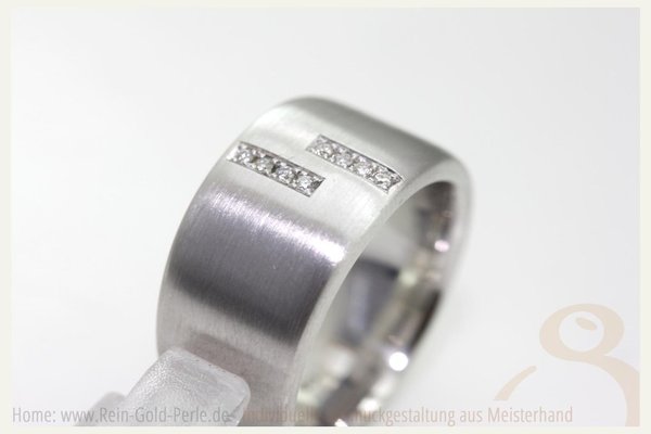 Silber Ring - massiv mit 8 Brillanten